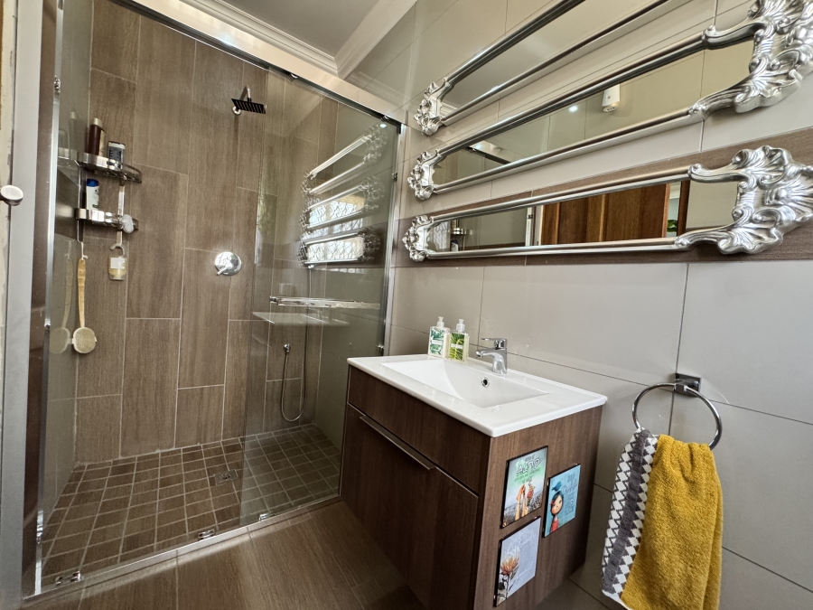 4 Bedroom Property for Sale in Wilkoppies North West